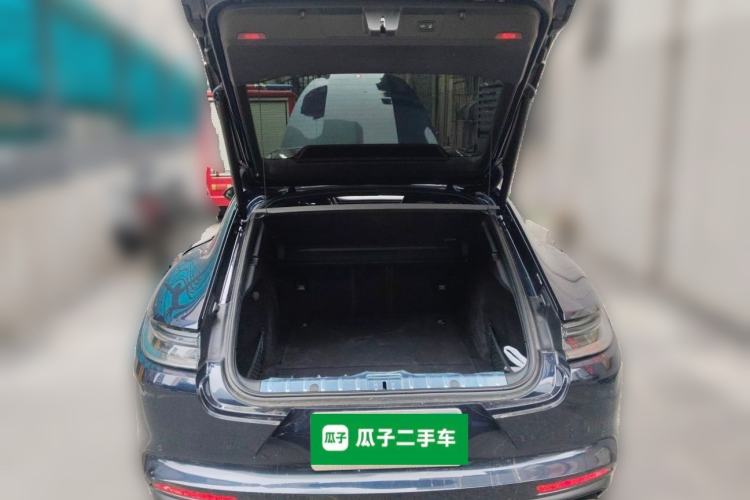 Used Porsche Panamera 2023-Year Restyled Panamera Executive Extended Platinum Edition 2.9T Trunk