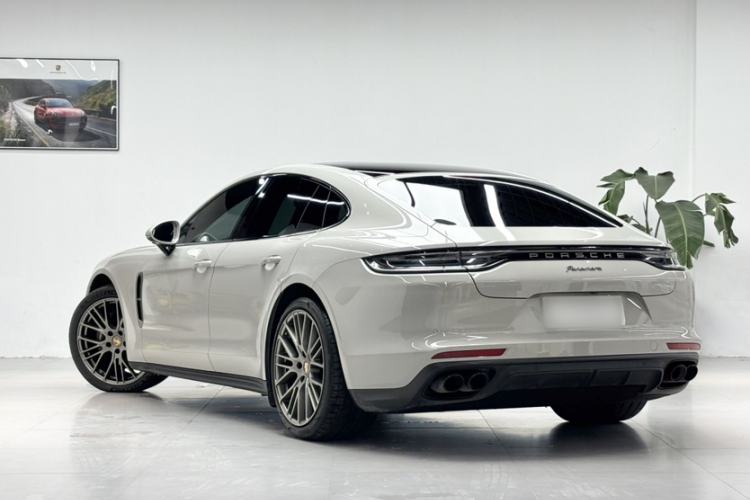 Used Porsche Panamera 2023 Facelifted Panamera 2.9T Platinum Edition Exterior 3