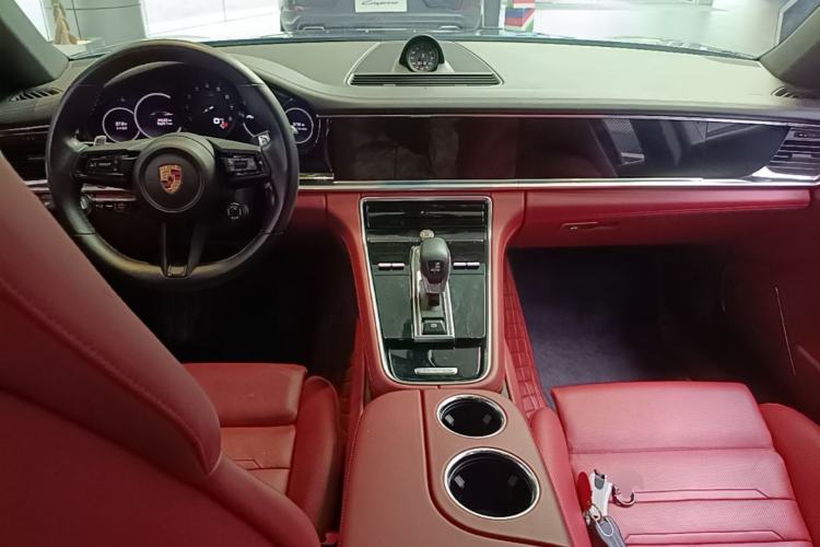 Used Porsche Panamera 2023 Panamera 2.9T Center Console