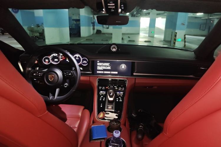 Used Porsche Panamera 2023 Panamera 2.9T Platinum Edition Center Console
