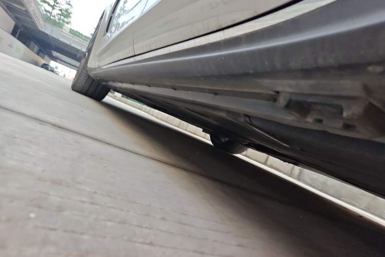 Used Porsche Panamera 2023-Year Restyled Panamera Executive Extended Platinum Edition 2.9T Chassis Rear Left