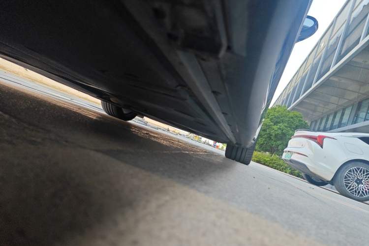 Used Porsche Panamera 2023 Panamera Executive Long Wheelbase 2.9T Chassis Rear Right