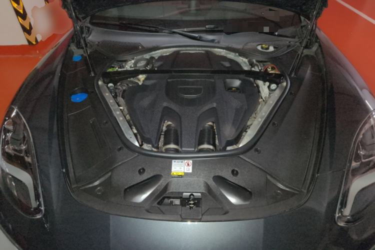 Used Porsche Panamera 2023 Facelifted Panamera 2.9T Platinum Edition Engine Bay