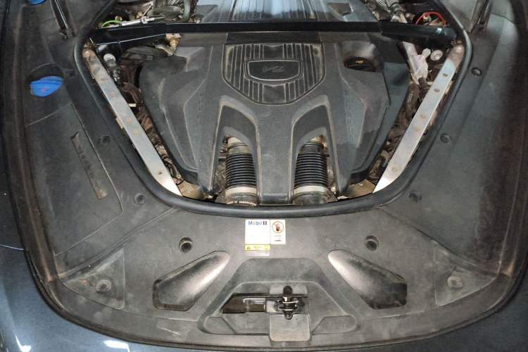 Used Porsche Panamera 2023 Panamera 4 Executive Long Wheelbase 2.9T Engine Bay