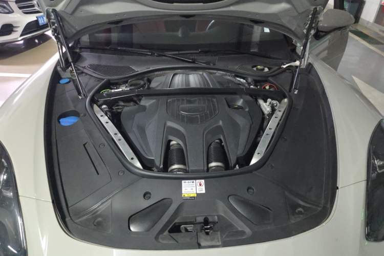 Used Porsche Panamera 2023 Panamera Executive Long Wheelbase 2.9T Engine Bay
