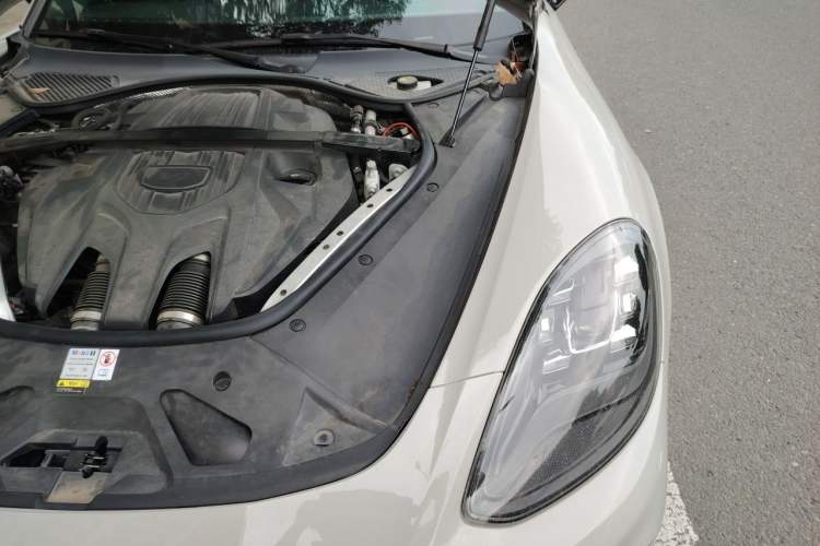 Used Porsche Panamera 2023 Panamera 2.9T Engine Bay Left