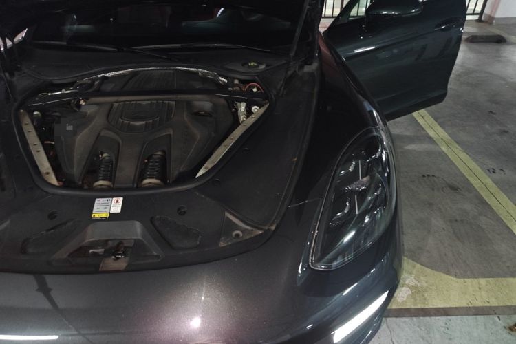 Used Porsche Panamera 2023 Panamera 2.9T Platinum Edition Engine Bay Left