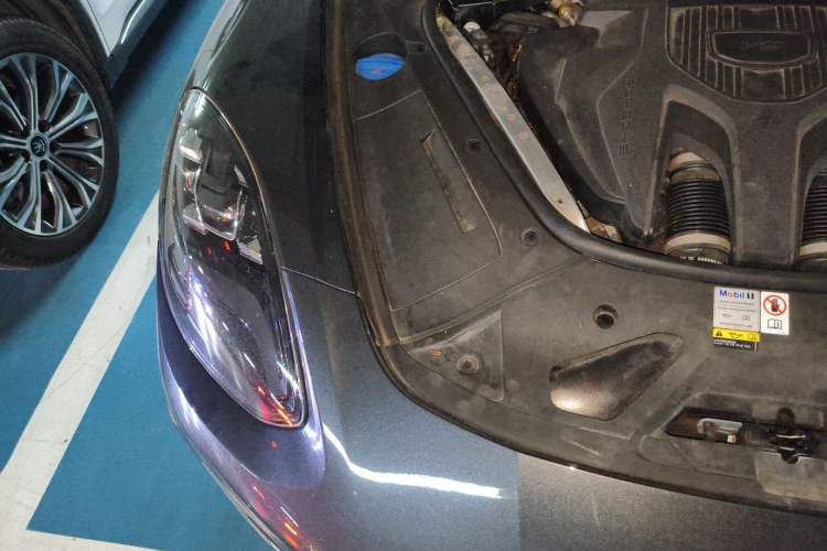 Used Porsche Panamera 2023 Panamera 4 Executive Long Wheelbase 2.9T Engine Bay Right