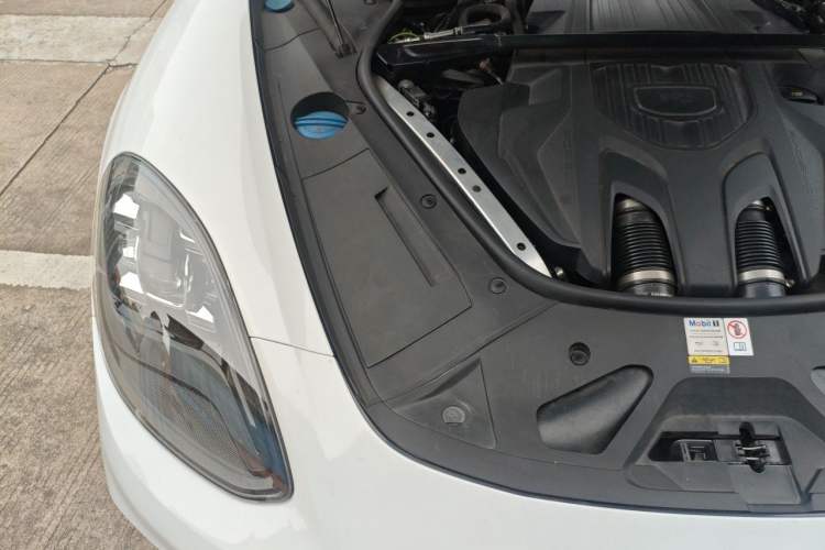 Used Porsche Panamera 2023 Panamera 4 Executive Long Wheelbase 2.9T Engine Bay Right