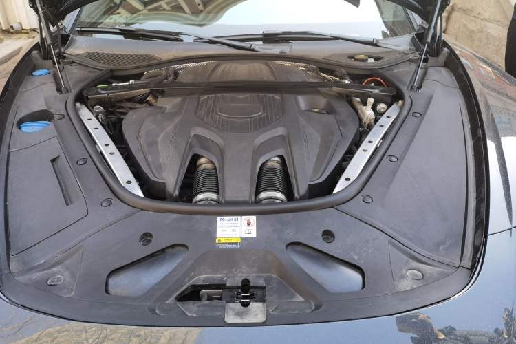 Used Porsche Panamera 2023 Facelifted Panamera 2.9T Platinum Edition Engine Bay