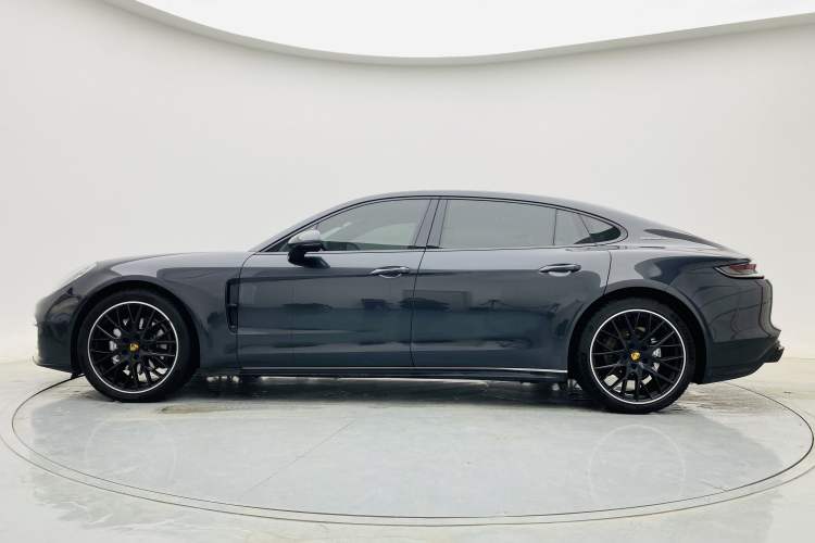 Used Porsche Panamera 2023 Panamera 4 Executive Long Wheelbase 2.9T Exterior 3