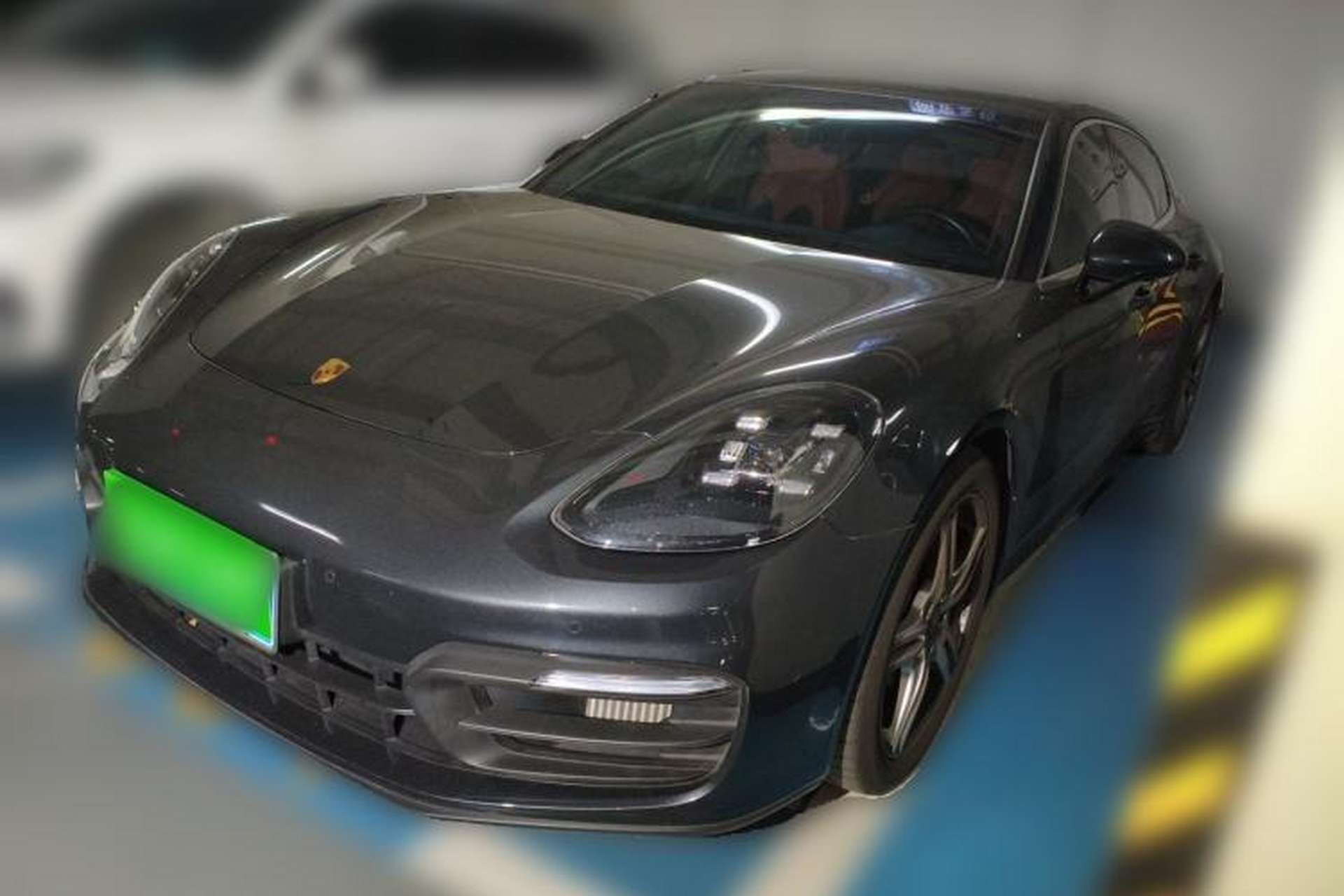 Used Porsche Panamera 2023 Panamera 4 Executive Long Wheelbase 2.9T Front Left 45 Deg