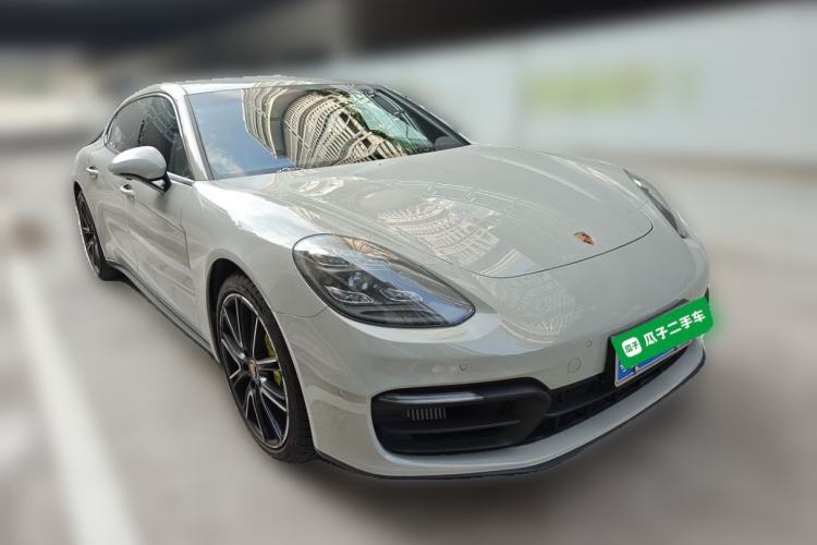 Used Porsche Panamera 2023-Year Restyled Panamera Executive Extended Platinum Edition 2.9T Front Right 45 Deg