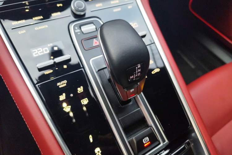 Used Porsche Panamera 2023 Panamera 2.9T Platinum Edition Gear Lever
