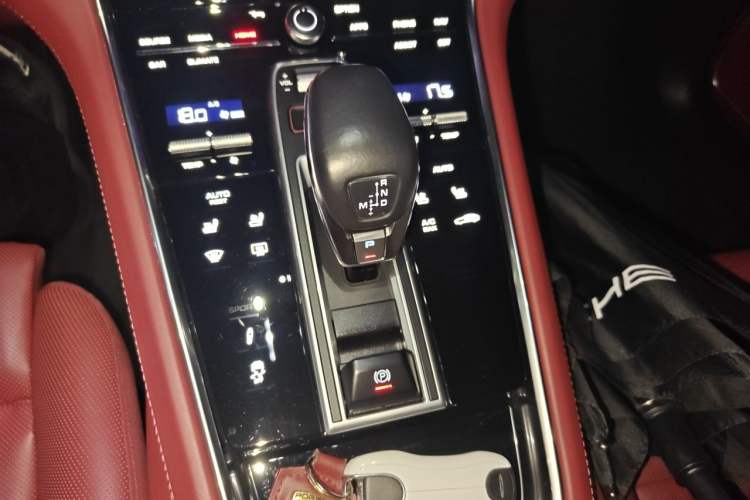 Used Porsche Panamera 2023 Panamera 2.9T Platinum Edition Gear Lever