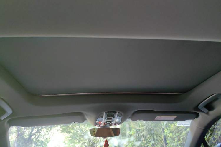 Used Porsche Panamera 2023 Panamera 4 E-Hybrid Platinum Edition 2.9T Headliner