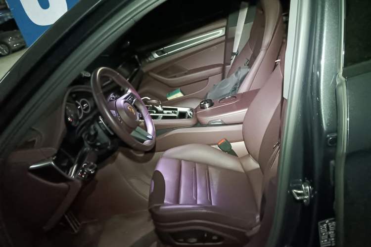 Used Porsche Panamera 2023 Panamera 2.9T Platinum Edition Left Front Seat