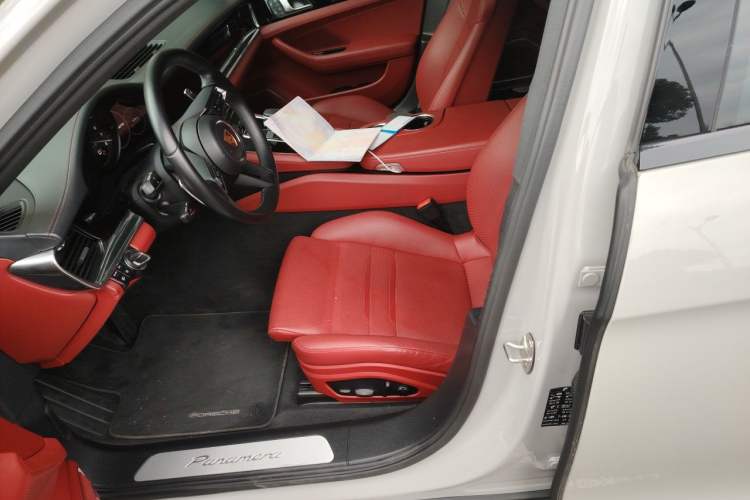 Used Porsche Panamera 2023 Panamera 2.9T Left Front Seat