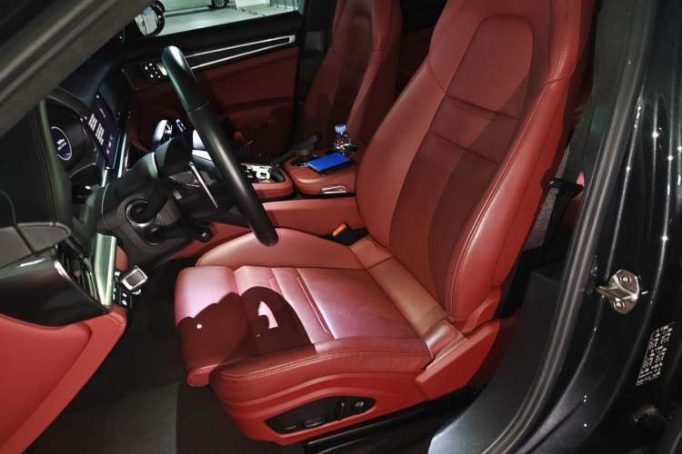 Used Porsche Panamera 2023 Panamera 2.9T Platinum Edition Left Front Seat