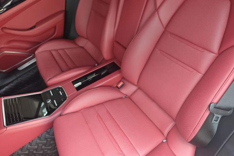 Used Porsche Panamera 2023 Panamera Executive Long Wheelbase 2.9T Left Rear Seat