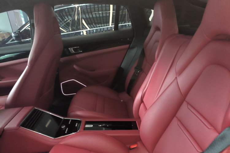 Used Porsche Panamera 2023 Panamera 2.9T Left Rear Seat