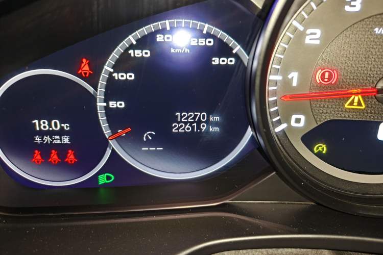 Used Porsche Panamera 2023 Facelifted Panamera 2.9T Platinum Edition Odometer Close Up