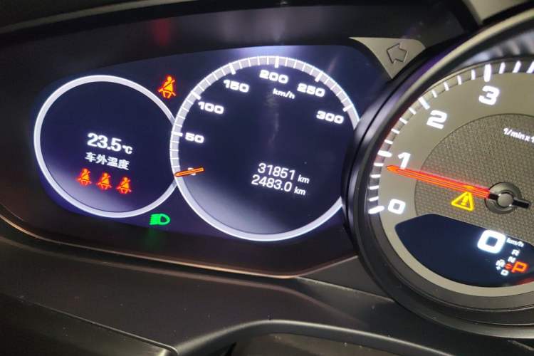 Used Porsche Panamera 2023 Facelifted Panamera 2.9T Platinum Edition Odometer Close Up