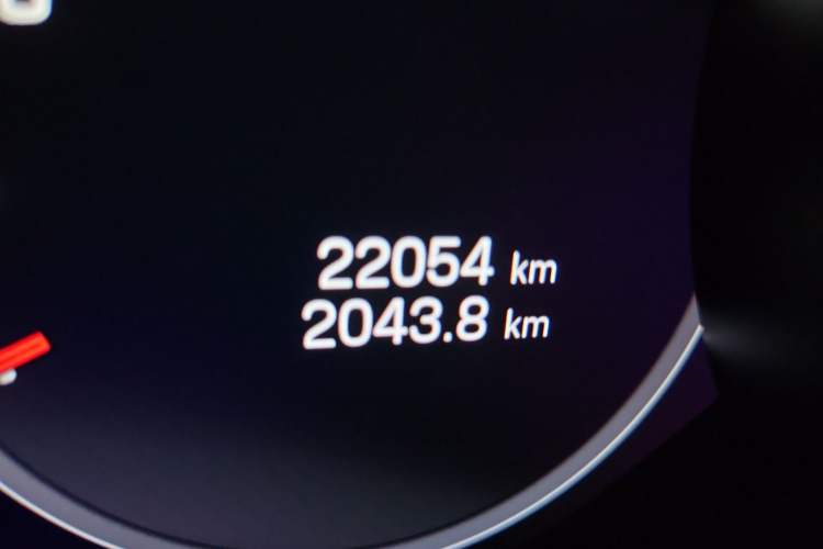Used Porsche Panamera 2023 Panamera Executive Long Wheelbase 2.9T Odometer Close Up