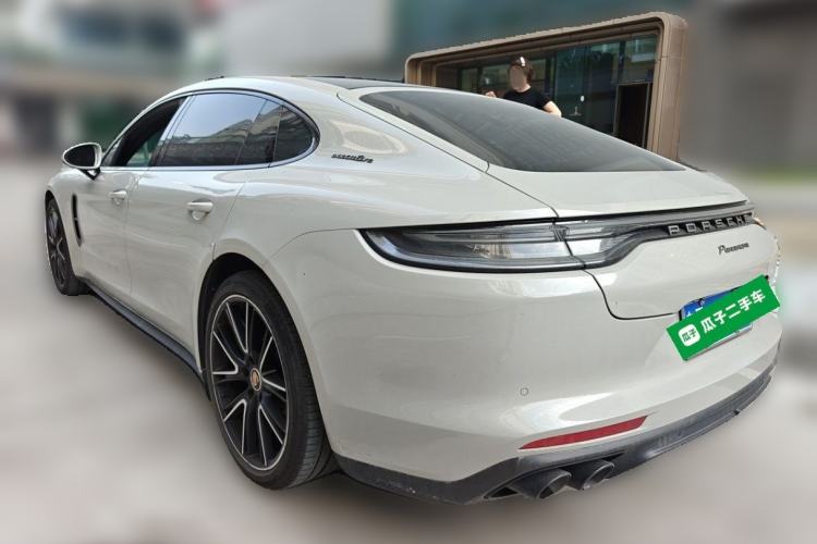 Used Porsche Panamera 2023-Year Restyled Panamera Executive Extended Platinum Edition 2.9T Rear Left 45 Deg