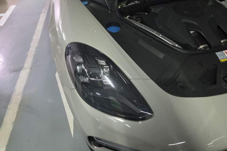 Used Porsche Panamera 2023 Panamera Executive Long Wheelbase 2.9T Right Front Headlight