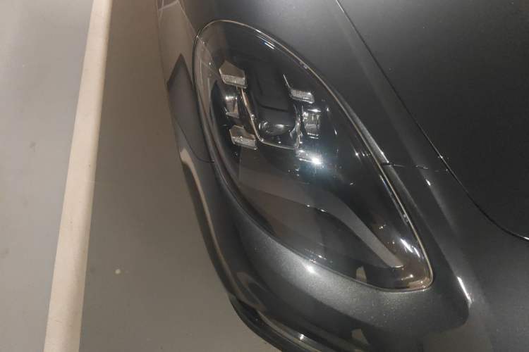 Used Porsche Panamera 2023 Panamera 4 Executive Long Wheelbase 2.9T Right Front Headlight