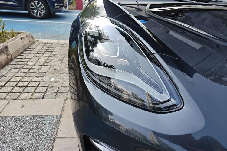 Used Porsche Panamera 2023 Facelifted Panamera 2.9T Platinum Edition Right Front Headlight