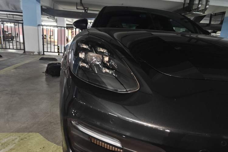 Used Porsche Panamera 2023 Panamera 2.9T Platinum Edition Right Front Headlight