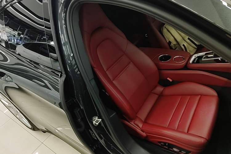 Used Porsche Panamera 2023 Panamera 2.9T Right Front Seat