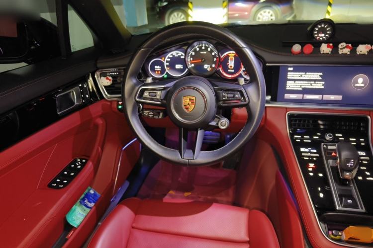 Used Porsche Panamera 2023 Panamera Executive Long Wheelbase 2.9T Steering Wheel