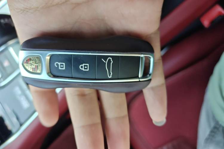 Used Porsche Panamera 2023 Facelifted Panamera 2.9T Platinum Edition Vehicle Key
