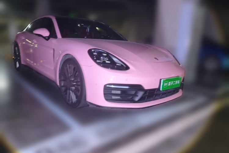Used Porsche Panamera 2023 Panamera 2.9T Platinum Edition Front Right 45 Deg