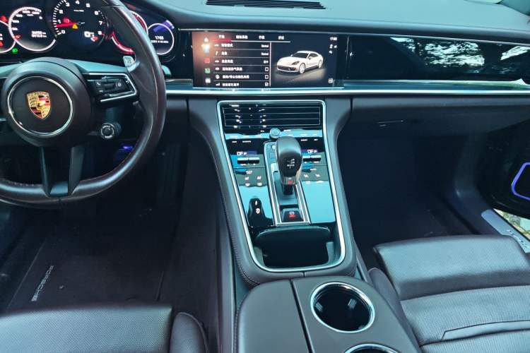 Used Porsche Panamera 2023 Panamera Executive Long Wheelbase 2.9T Audio And AC Panel