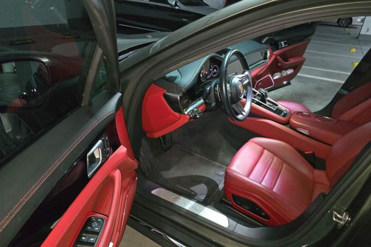 Used Porsche Panamera 2023 Panamera Executive Long Wheelbase 2.9T Driver Seat