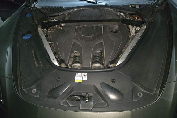Used Porsche Panamera 2023 Panamera Executive Long Wheelbase 2.9T Engine Bay