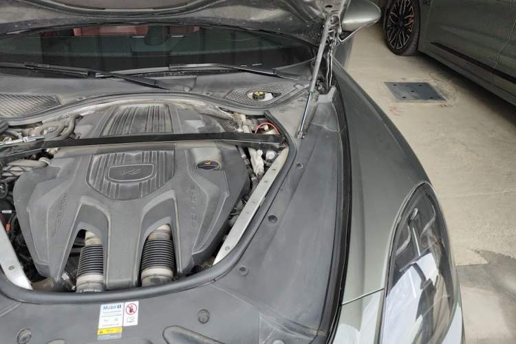 Used Porsche Panamera 2023 Panamera 2.9T Platinum Edition Engine Bay Left