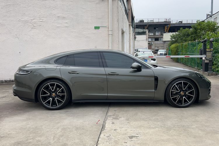 Used Porsche Panamera 2023 Panamera 2.9T Platinum Edition Exterior 2