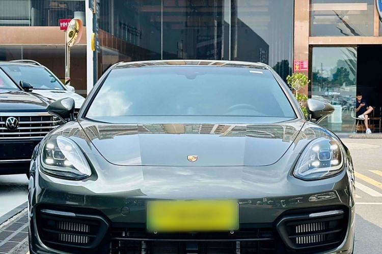 Used Porsche Panamera 2023-Year Restyled Panamera 4 E-Hybrid Platinum Edition 2.9T Exterior 4