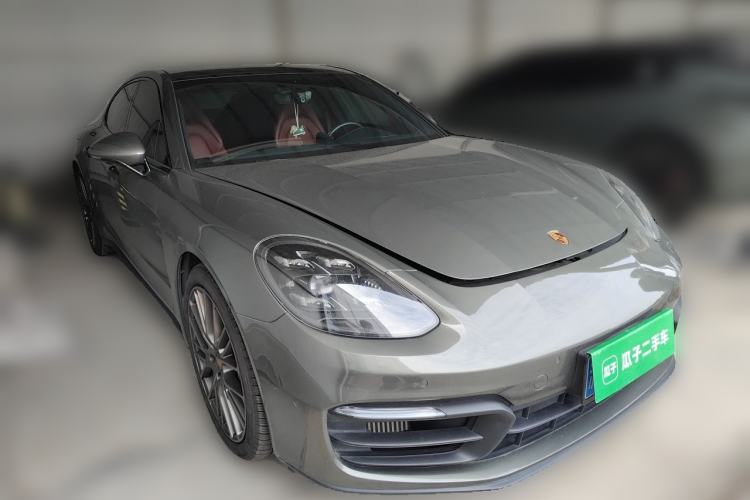 Used Porsche Panamera 2023 Panamera 2.9T Platinum Edition Front Right 45 Deg