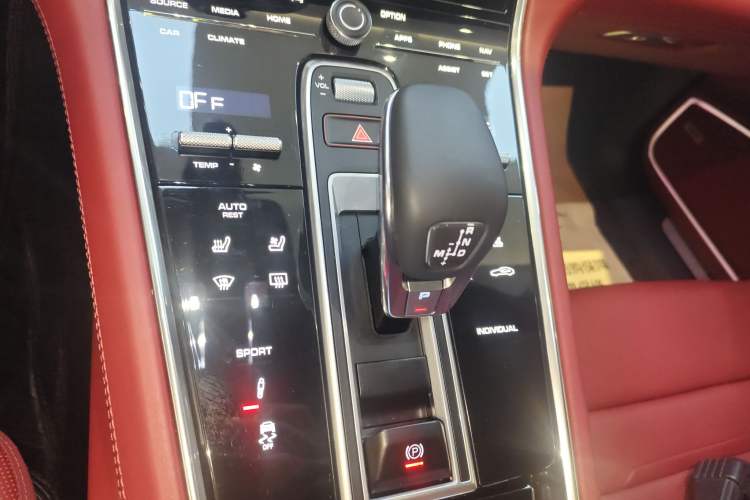 Used Porsche Panamera 2023 Panamera 2.9T Gear Lever