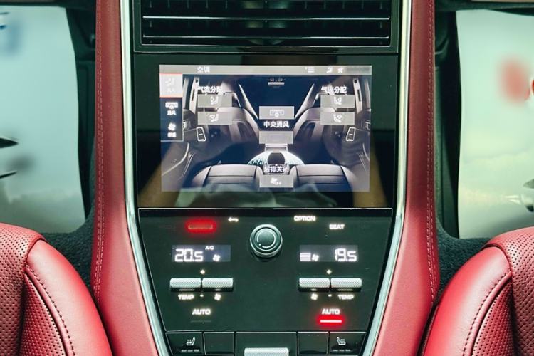 Used Porsche Panamera 2023-Year Restyled Panamera 4 E-Hybrid Platinum Edition 2.9T Interior 2