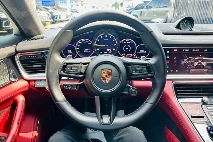 Used Porsche Panamera 2023-Year Restyled Panamera 4 E-Hybrid Platinum Edition 2.9T Interior 3