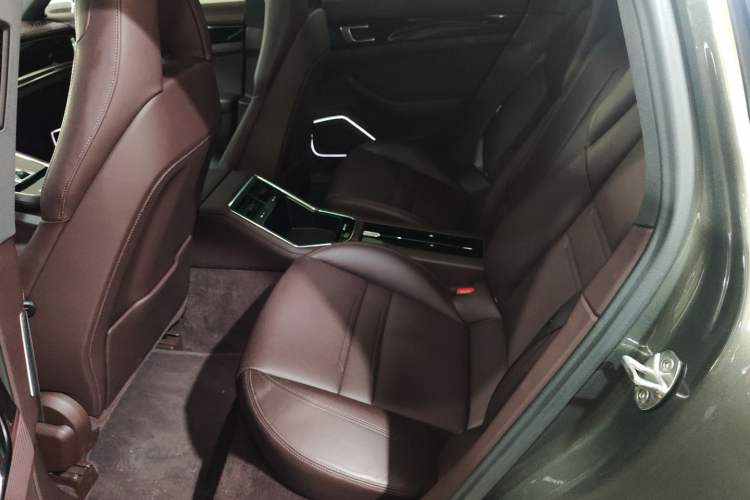 Used Porsche Panamera 2023 Panamera 2.9T Interior 4