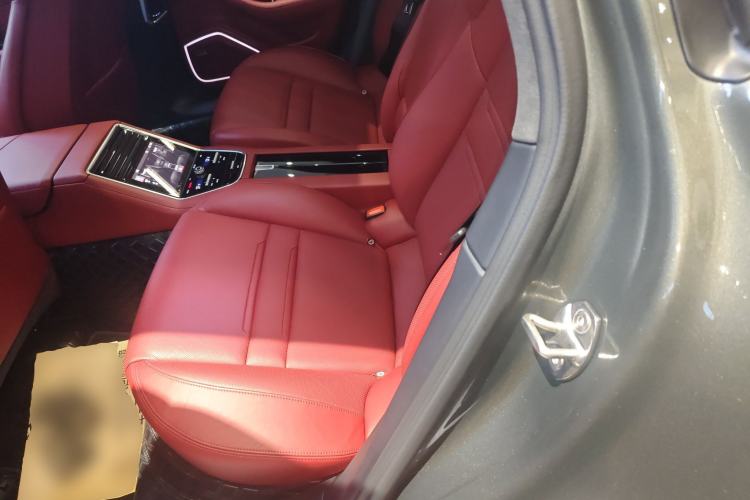 Used Porsche Panamera 2023 Panamera 2.9T Left Rear Seat