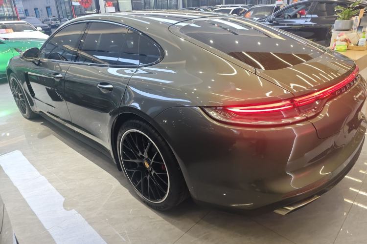 Used Porsche Panamera 2023 Panamera 2.9T Left Side